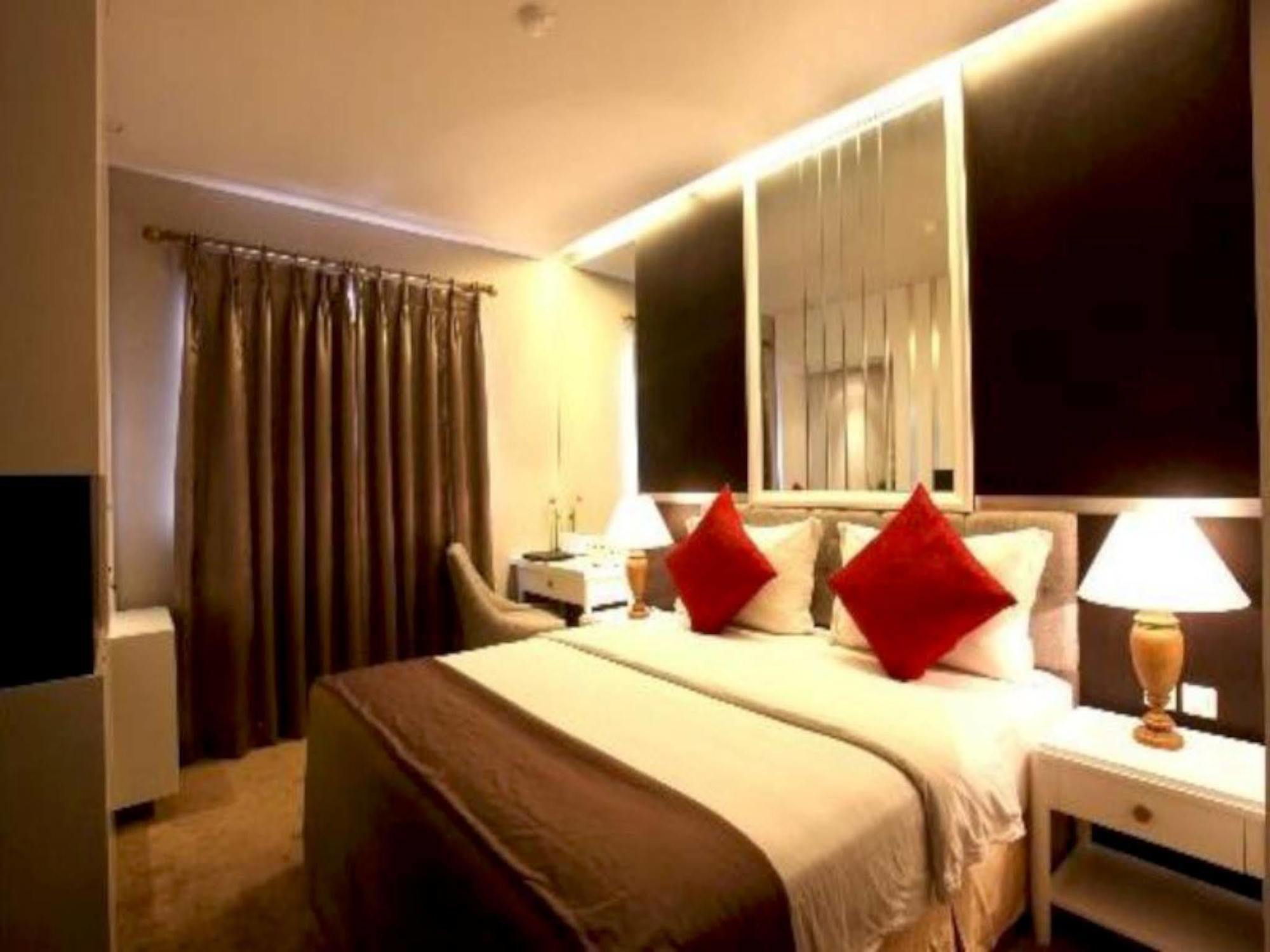 Gino Feruci Braga By Kagum Hotels Bandung Dış mekan fotoğraf